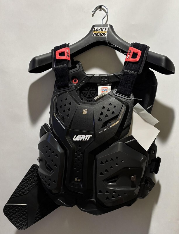 LEATT BODY PROTECTOR 6.5 5021400101 IMPACT CHEST GRAPHENE L2 166-172CM BLACK M LEATT BODY PROTECTOR 6.5 5021400101 IMPACT CHEST GRAPHENE L2 166-172CM BLACK M