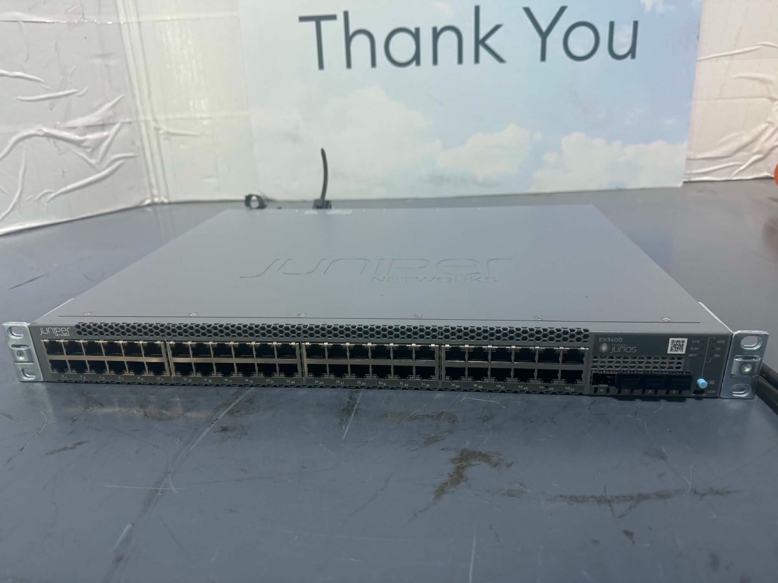 Juniper EX3400-48T-AFI Ethernet Network Switch 48x1GbE 4x10GbE SFP+ 2x40GbE QSFP