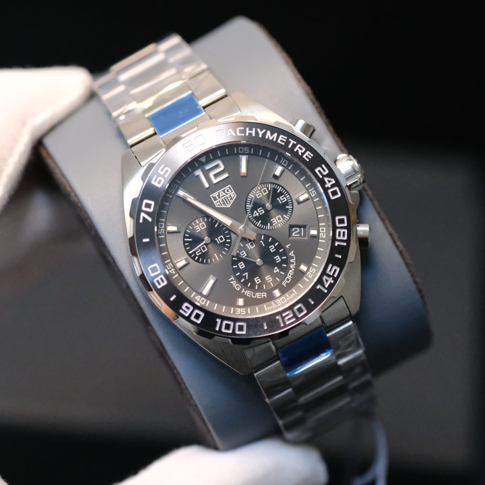 Original Unworn New TAG Heuer Formula 1 Steel Quartz Chronograph CAZ1011.BA0842