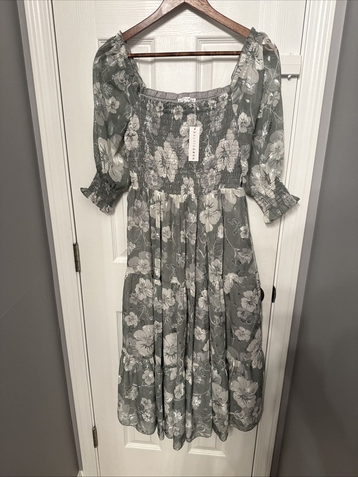 Baltic Born Size Small Floral Sage Green Midi Dress NWT Baltic Born Size Small Floral Sage Green Midi Dress NWT