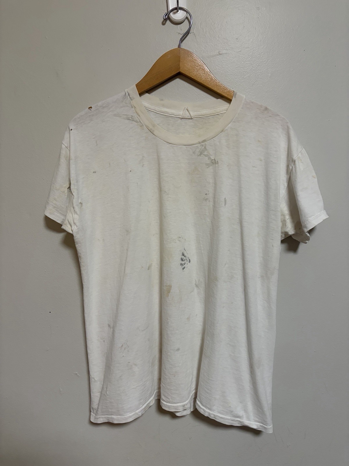 Vintage 1970s Paper Thin Burnout Thrashed Blank White Cotton Soft T Shirt Large