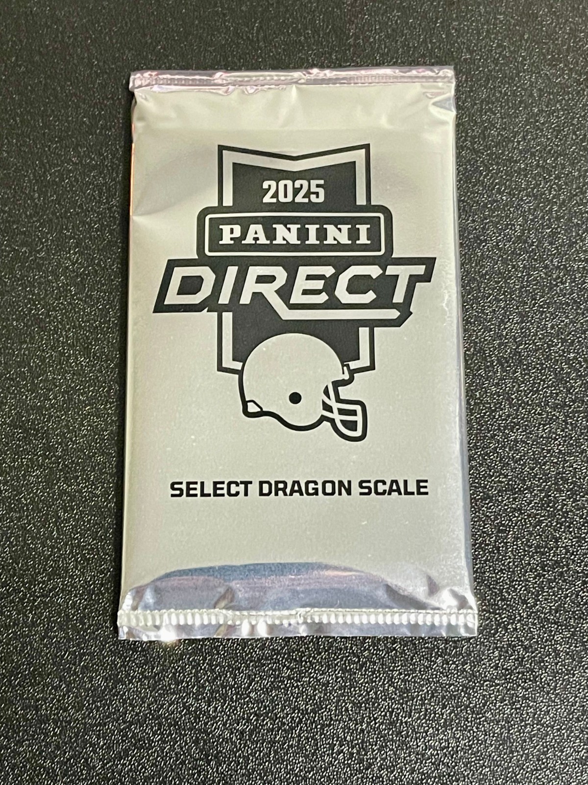 2025 Panini Direct NFL Select Dragon Scale Pack (1/1 Black Chase) - 