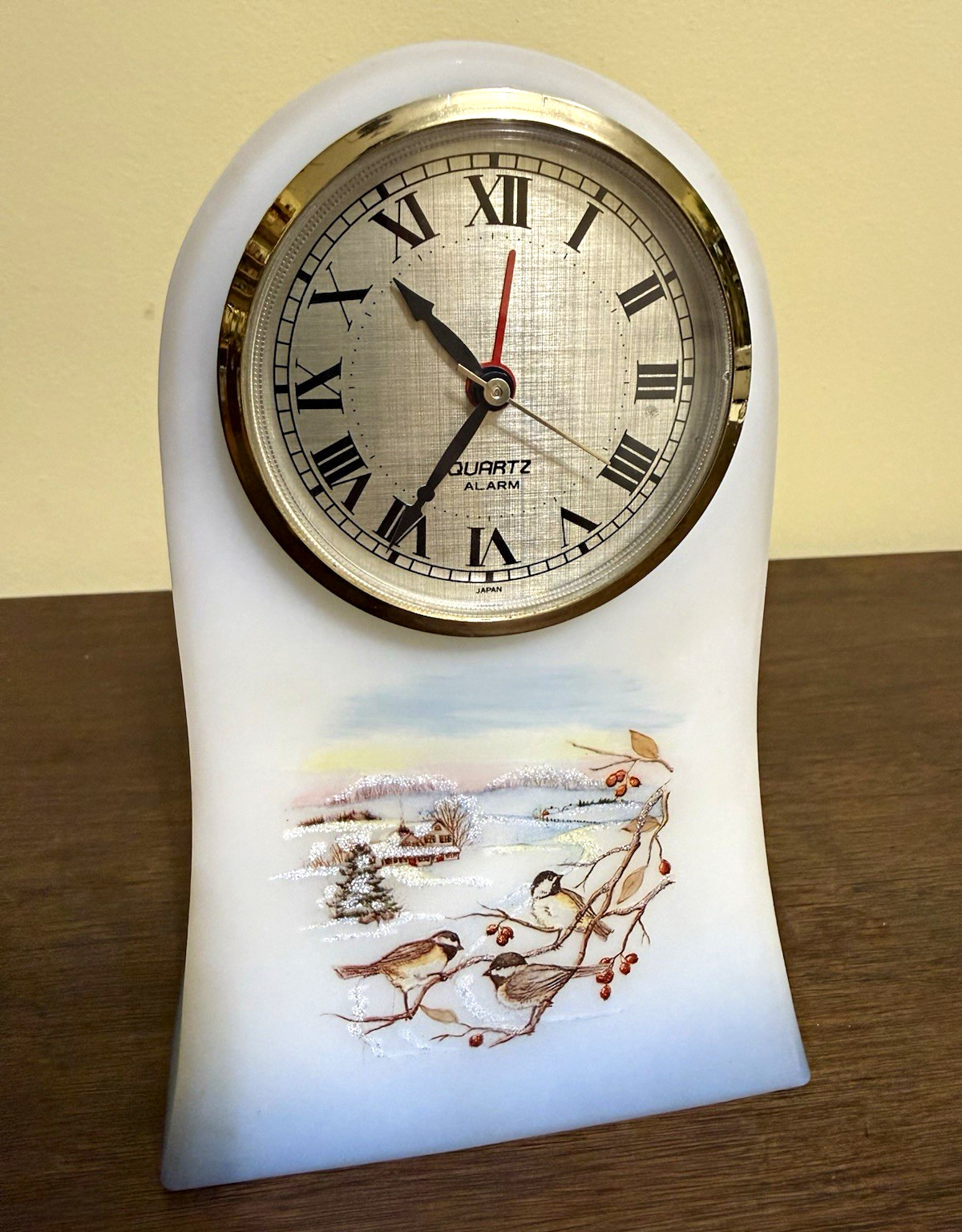 Vintage Fenton Glass Clock Chickadee Ballet #69/1500 WORKING UV Glow Custard Vintage Fenton Glass Clock Chickadee Ballet #69/1500 WORKING UV Glow Custard