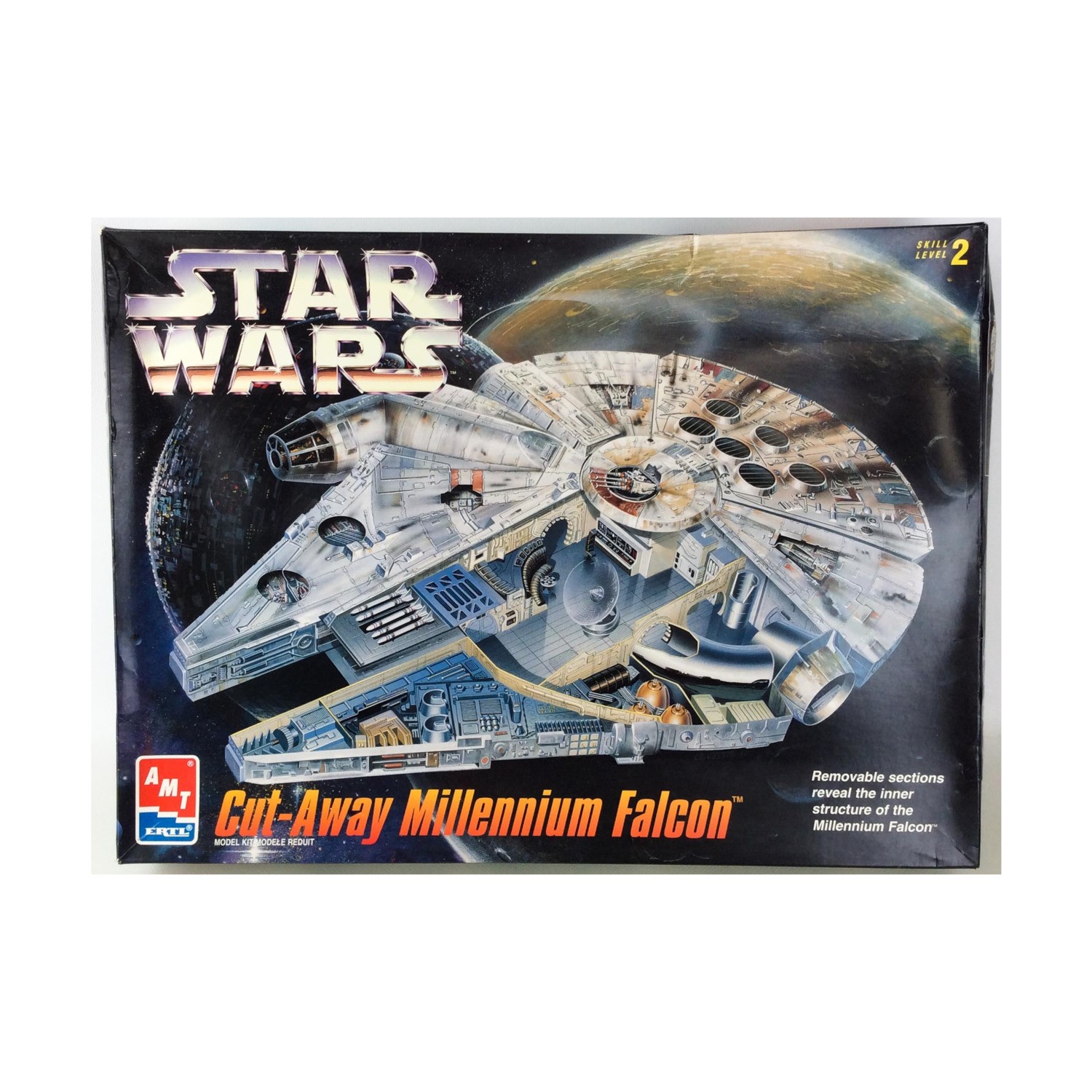 AMT-ERTL Star Wars Model Kits 1/58 Cut-Away Millenium Falcon VG+