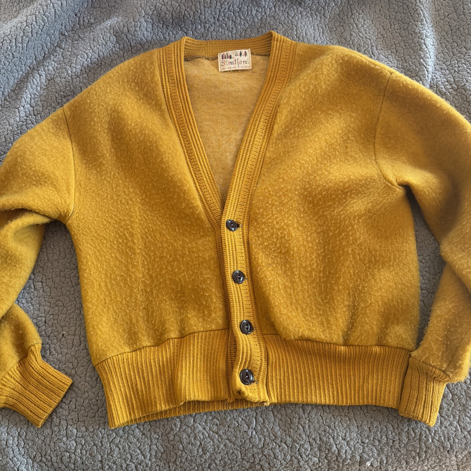 Vintage 60s Cardigan Sweater Kurt Cobain Size Small V Neck Grunge Vintage 60s Cardigan Sweater Kurt Cobain Size Small V Neck Grunge