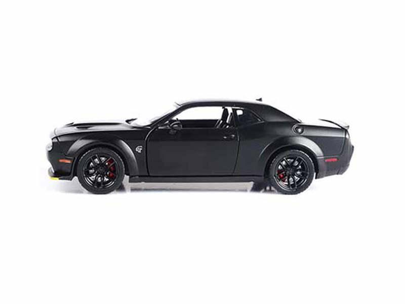 2018 Dodge Challenger SRT Hellcat Widebody Black 1:24 Model - 79350MTBK-TS 2018 Dodge Challenger SRT Hellcat Widebody Black 1:24 Model - 79350MTBK-TS