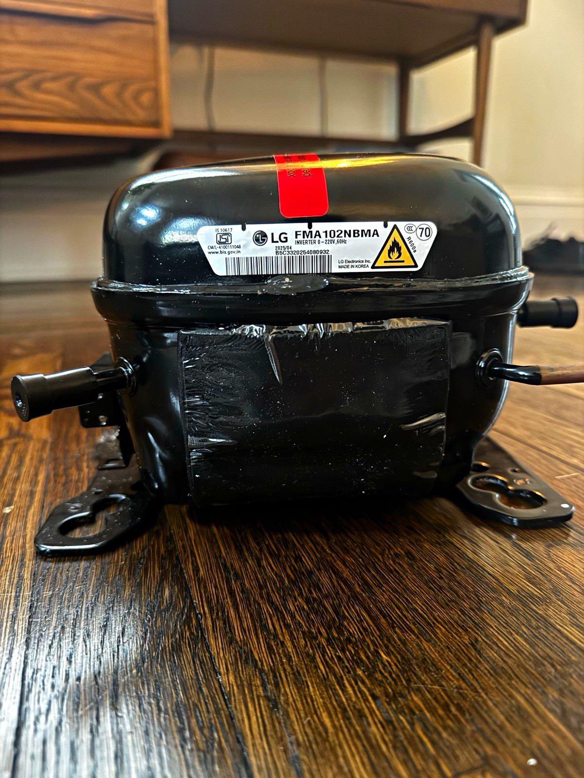 LG FMA102NBMA Inverter Compressor R-290 Black 220V 1-Phase Electric 70