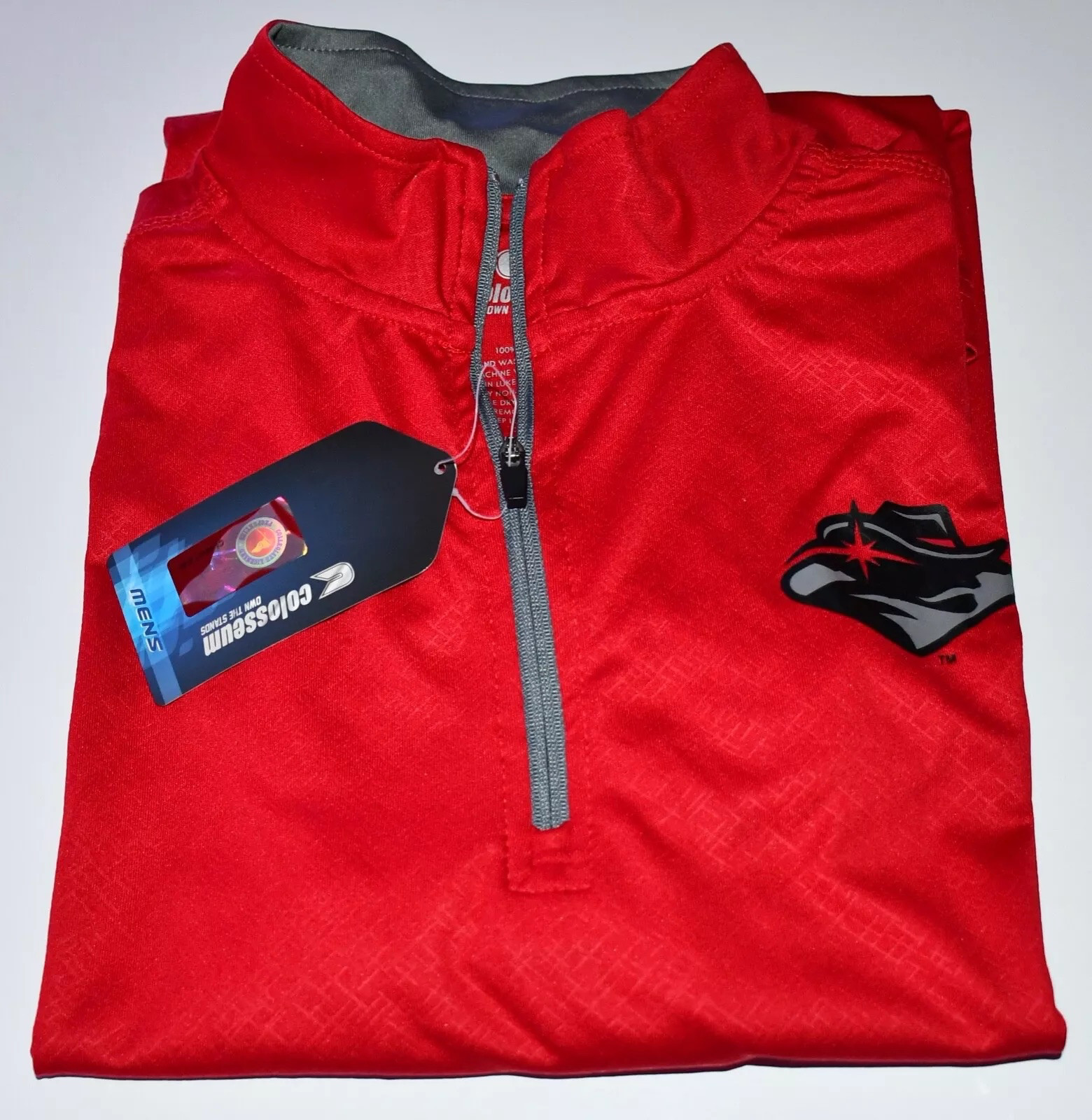 Colosseum Men\'s UNLV Rebels Long Sleeve 1/4 Zip Pullover - Red - Small