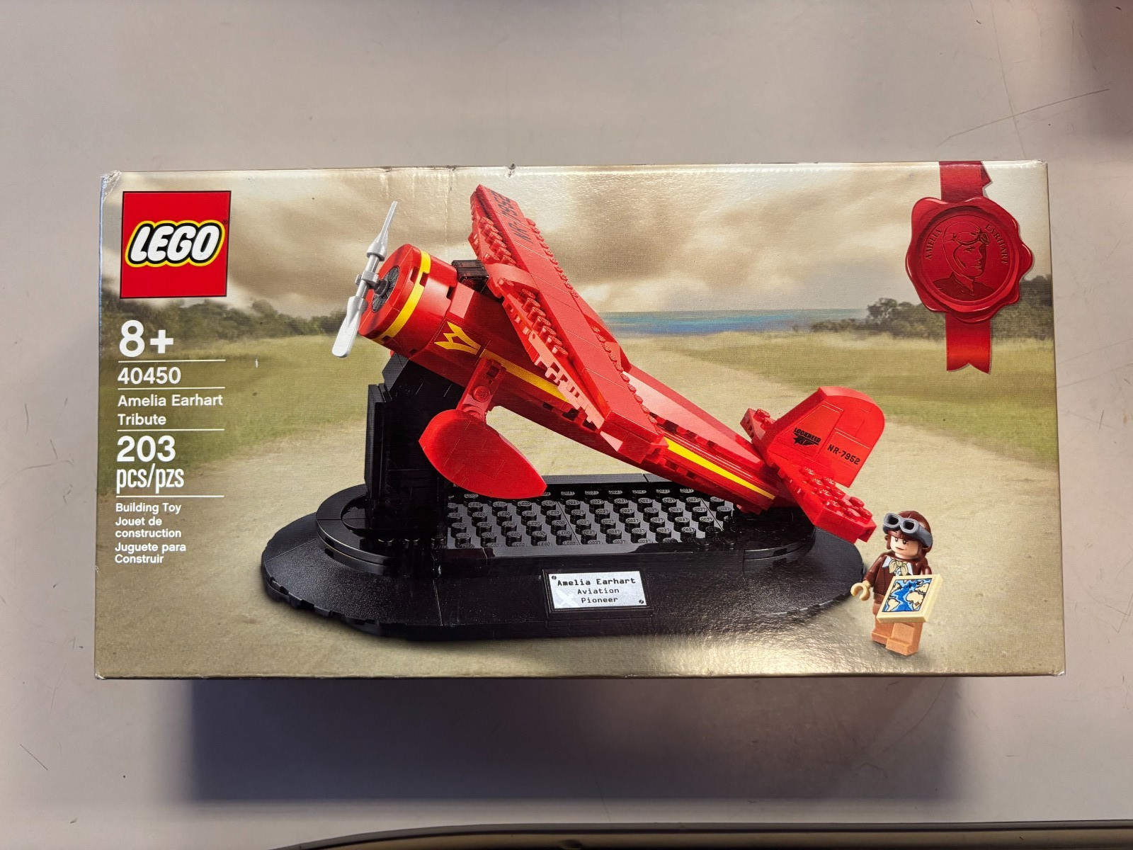 Lego Promotional: Amelia Earhart Tribute 40450 New Factory Sealed 203pcs Retired Lego Promotional: Amelia Earhart Tribute 40450 New Factory Sealed 203pcs Retired