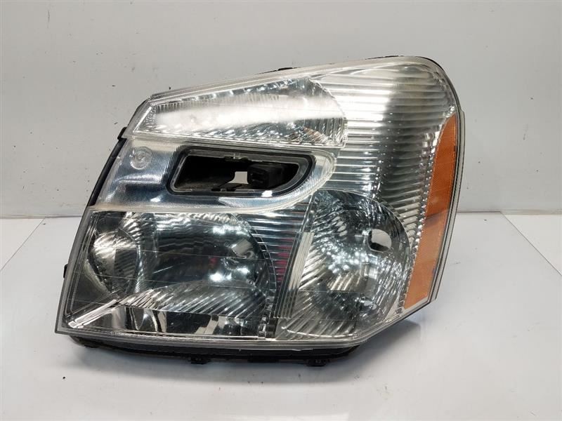 2005-09 Chevrolet Equinox Drivers Left Headlight *Buffed*