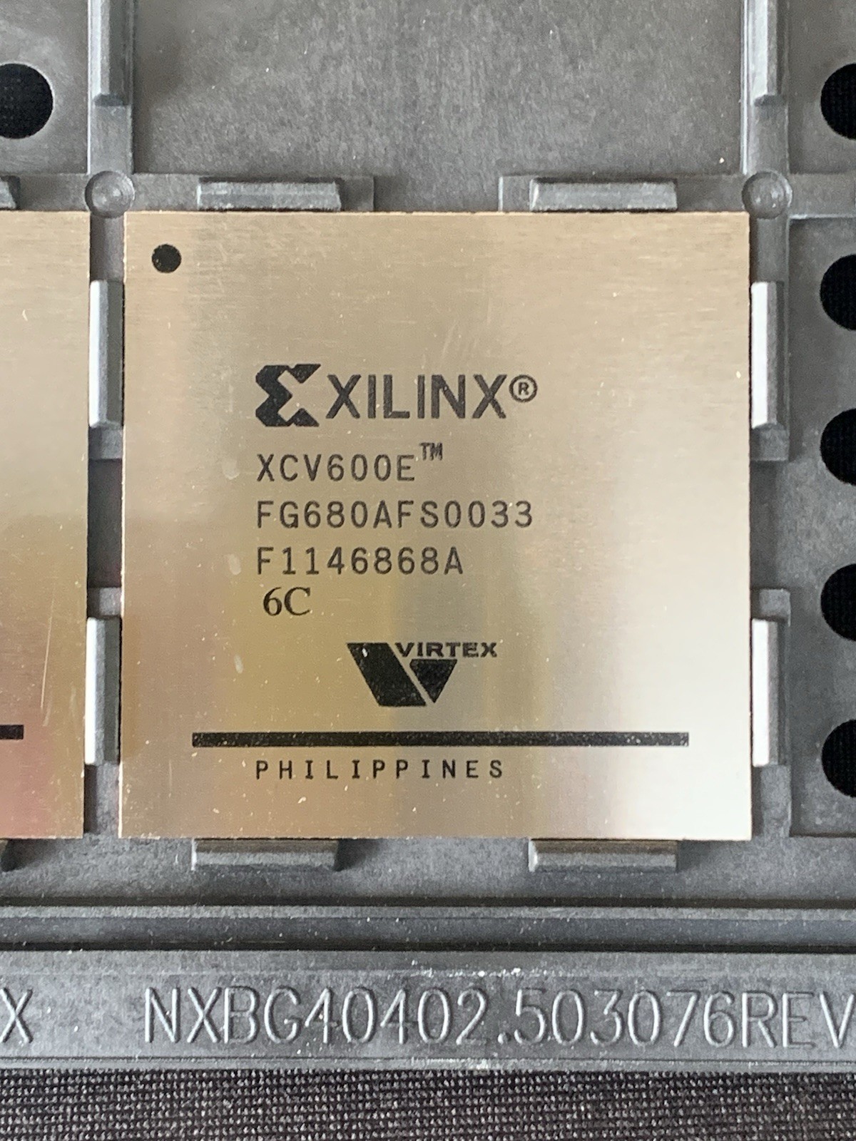 NEW Xilinx XCV600E-6FG680 Virtex FPGA IC Chip XCV600E FG680 NOS NEW Xilinx XCV600E-6FG680 Virtex FPGA IC Chip XCV600E FG680 NOS