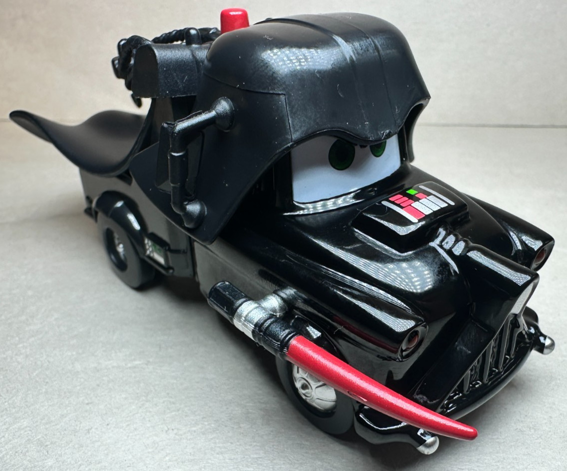 Disney Pixar Cars Star Wars Mater as Darth Vader Deluxe 1:55 FC Disney Pixar Cars Star Wars Mater as Darth Vader Deluxe 1:55 FC