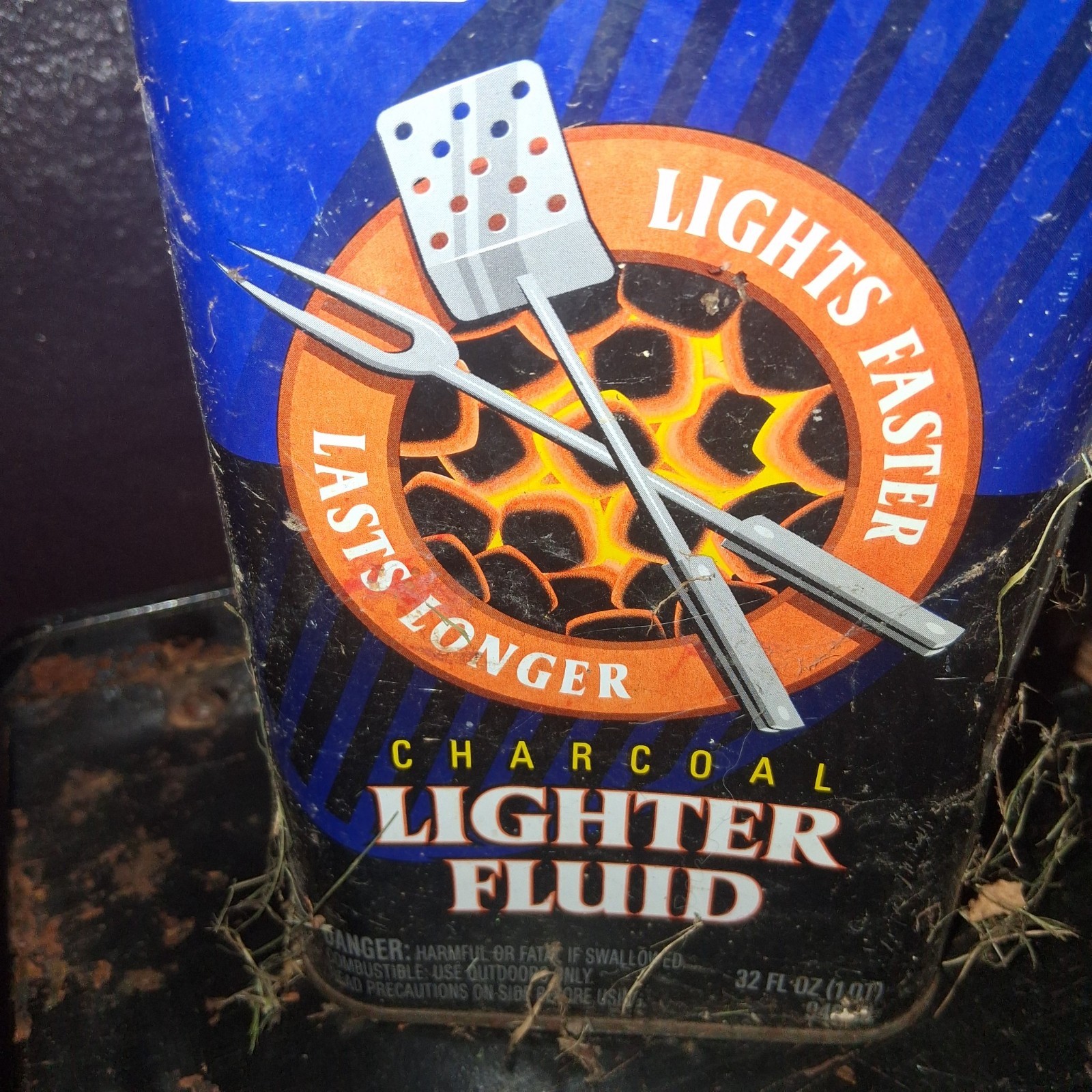 Vintage HomeBest Charcoal Lighter Fluid Can Advertising Tin Collectible Vintage HomeBest Charcoal Lighter Fluid Can Advertising Tin Collectible
