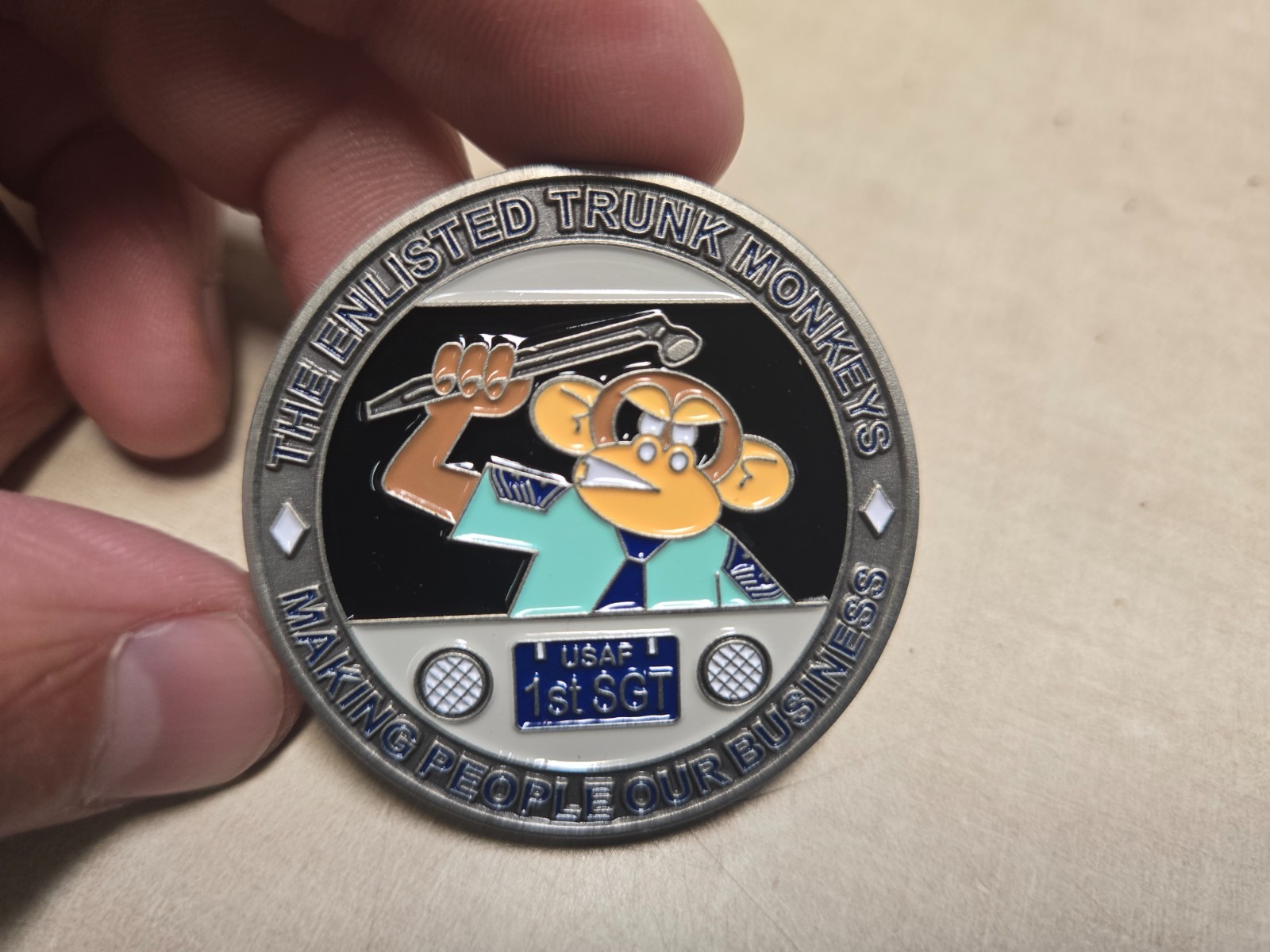 USAF 1ST SGT ENLISTED TRUNK MONKEYS CHALLENGE COIN USAF 1ST SGT ENLISTED TRUNK MONKEYS CHALLENGE COIN