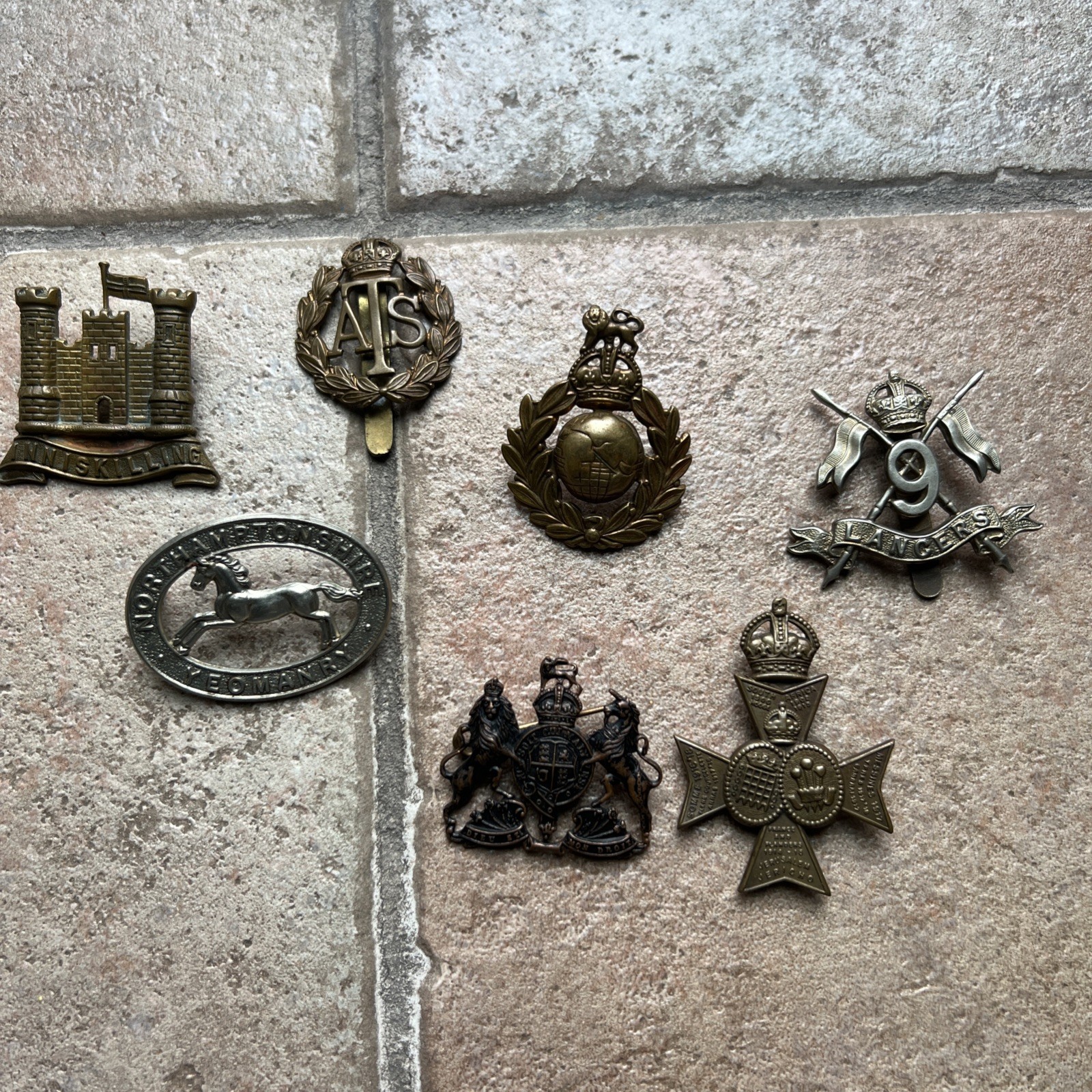Lot of 7 Vintage English Hat Badges antique Lot of 7 Vintage English Hat Badges antique