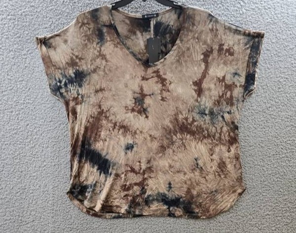 COIN1804 Plus Tie Dye V-Neck Top Women\'s 3X Brown Multi Short Sleeve Pullover