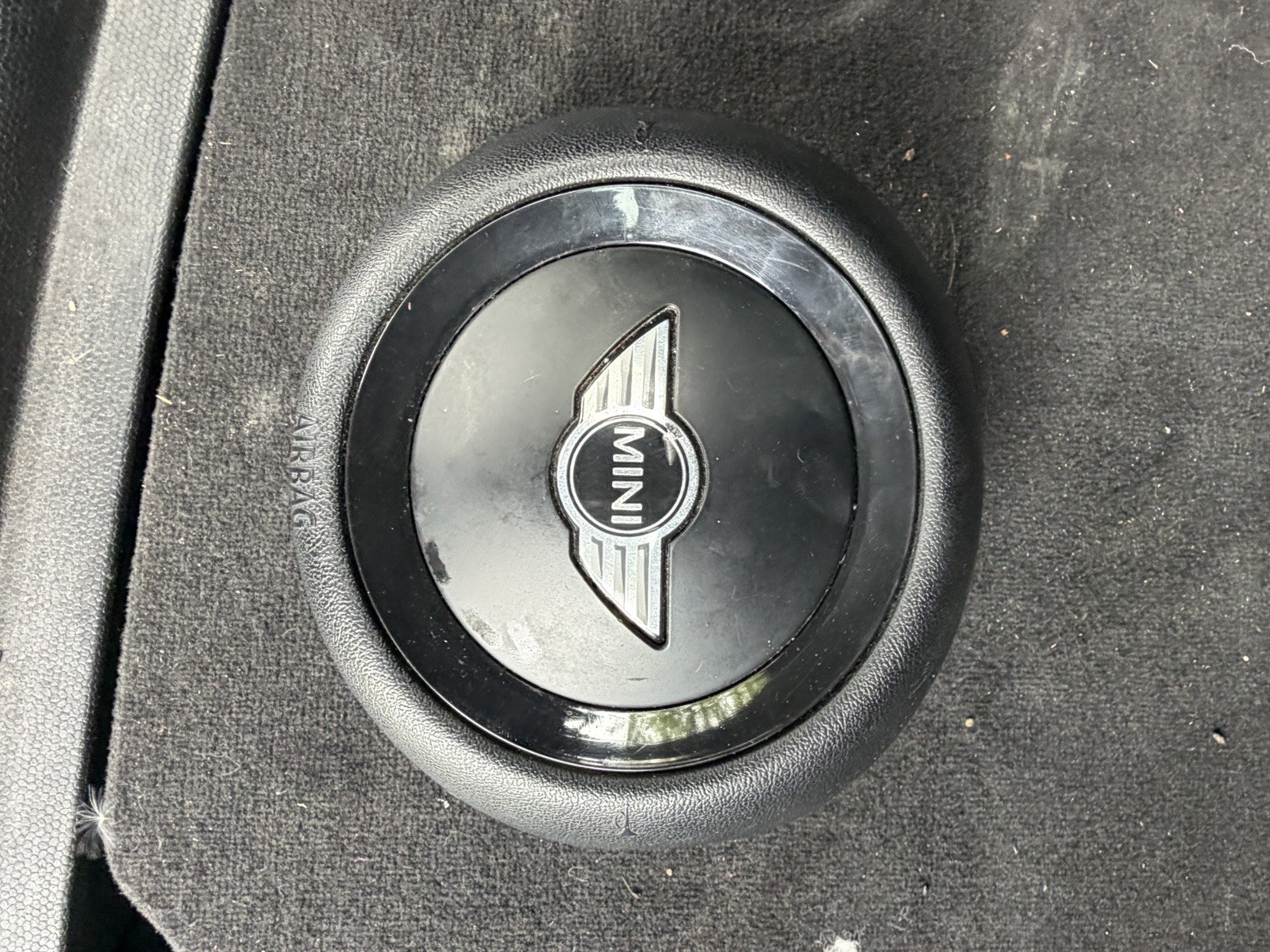 2011-2016 Mini Cooper Countryman S All4 Steering Wheel and center 2011-2016 Mini Cooper Countryman S All4 Steering Wheel and center