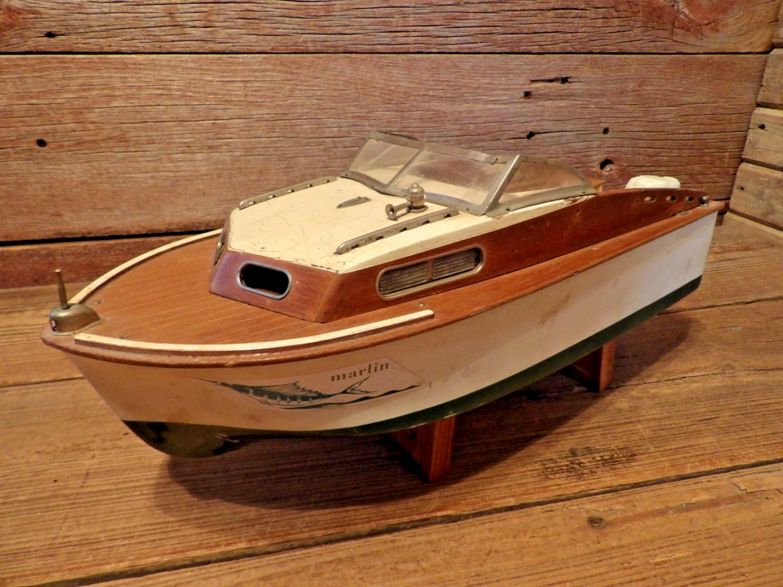 Vintage Fleet Line Marlin Cabin Cruise Boat With Motor Works Vintage Fleet Line Marlin Cabin Cruise Boat With Motor Works