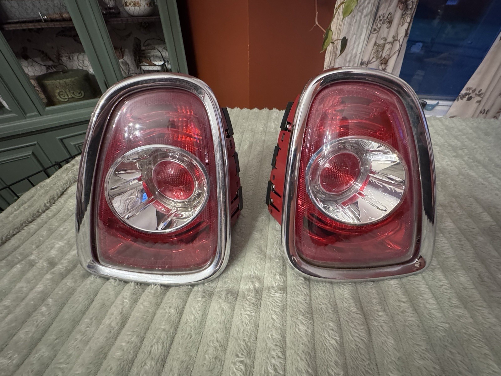 2007 - 2015 Mini Cooper Taillights Used OEM 2007 - 2015 Mini Cooper Taillights Used OEM