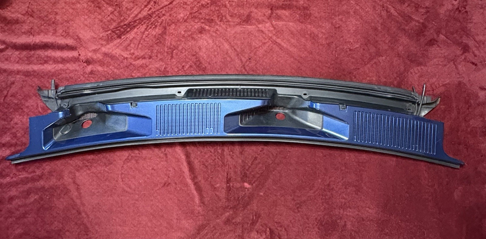 06-10 Hummer H3 Windshield Cowl Grill Cover Panel Superior Blue OEM