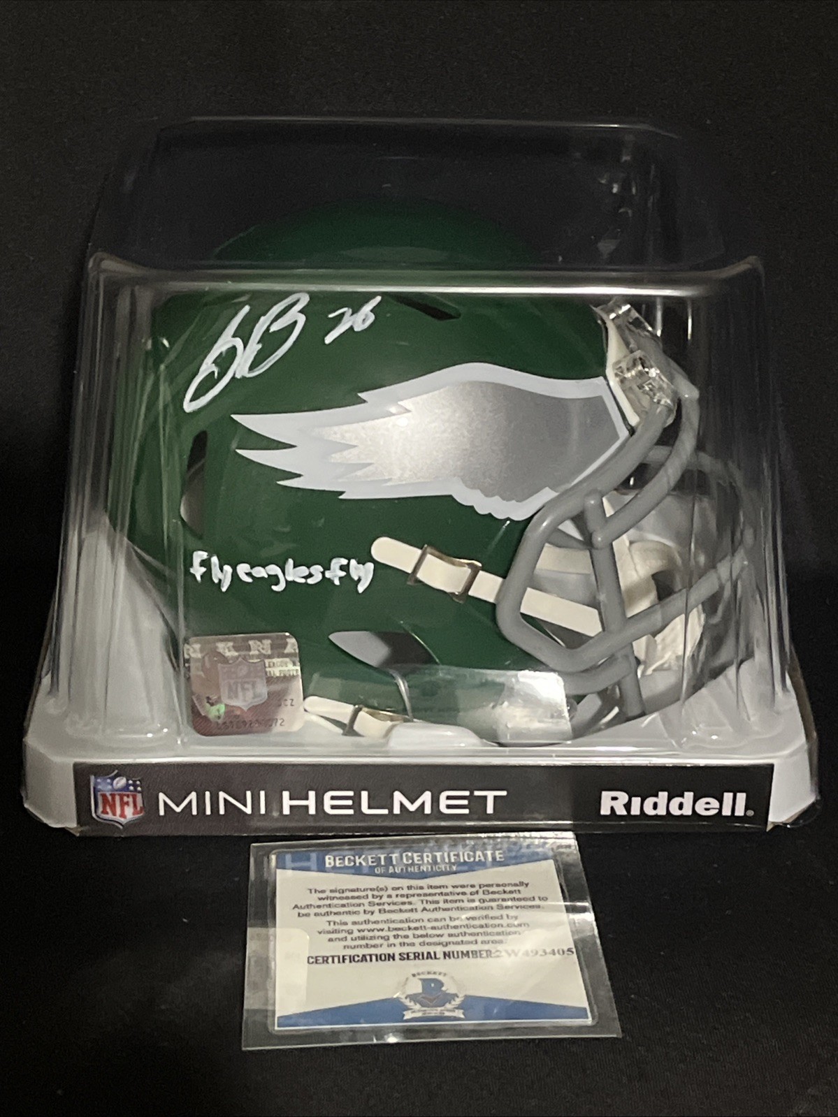 Saquon Barkley Eagles Signed Inscribed Kelly Green Mini-Helmet Beckett (BAS) Saquon Barkley Eagles Signed Inscribed Kelly Green Mini-Helmet Beckett (BAS)
