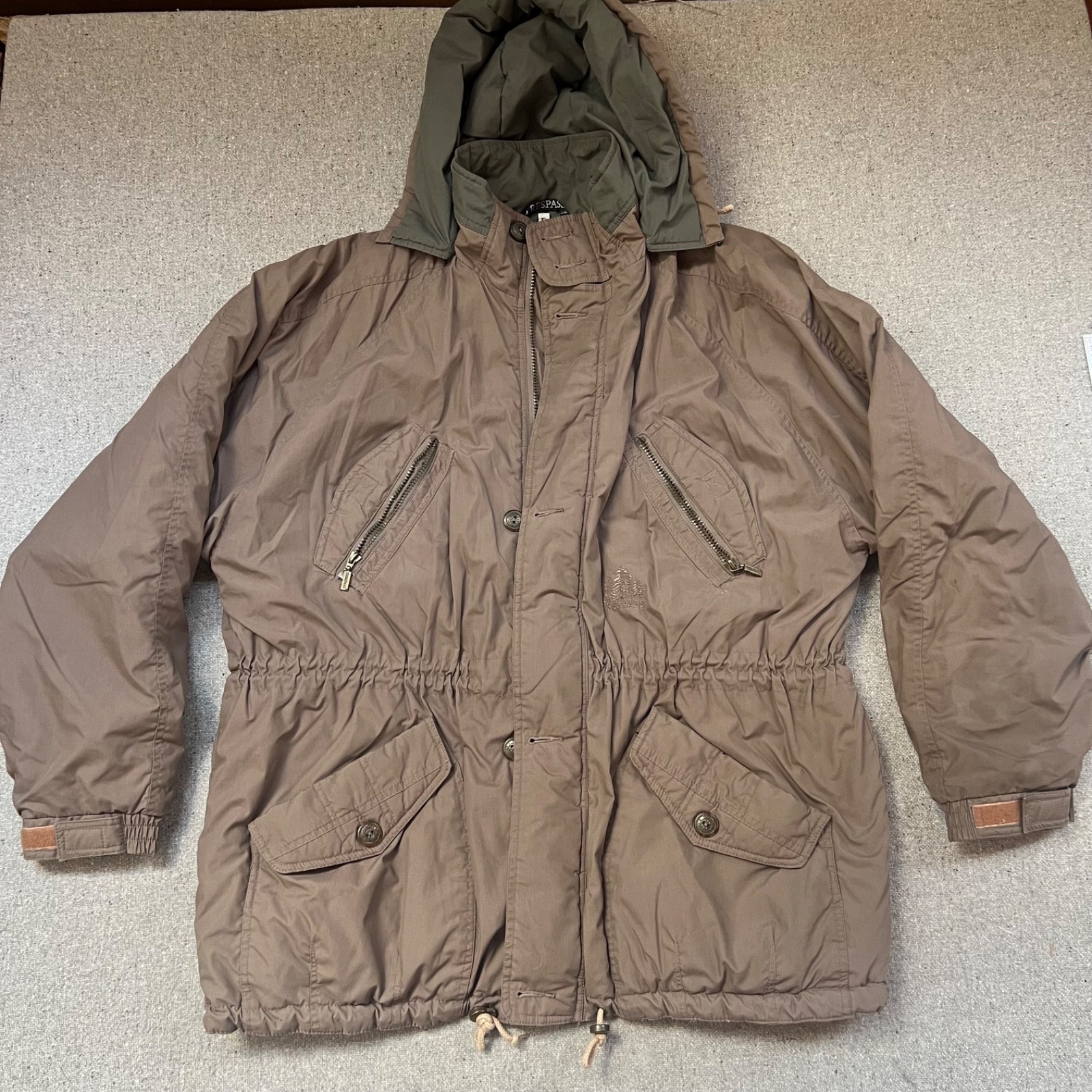 Vintage Trespass Men\'s XL Waterproof Rain Coat Beige Quilted