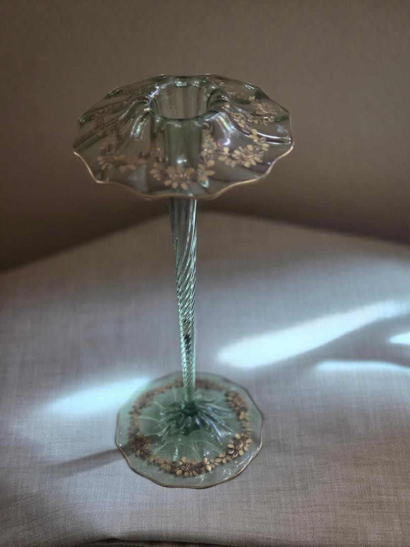 Stunning Mont Joye Legas: Rare Green Glass Vase/Fine Condition/Pre-Owned