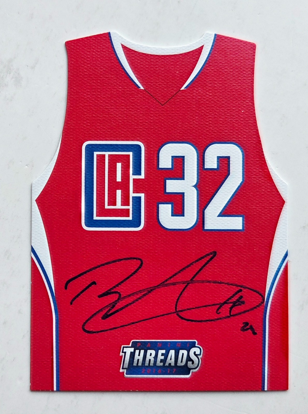 2016-17 Panini Threads Team Threads Die cuts Autographs (on-card auto) - singles