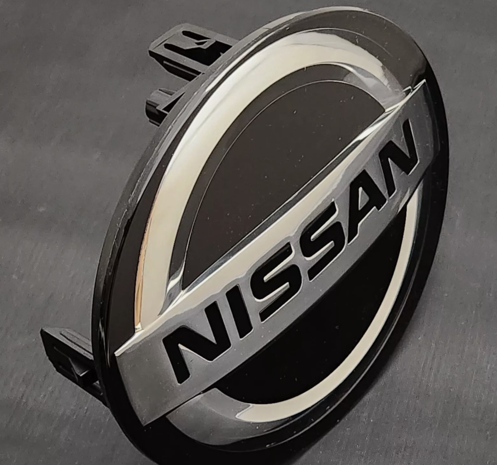 For Nissan 20192022 Altima👑 2019-2021 Maxima👑 Front Grille Emblem 62889-6CA0A