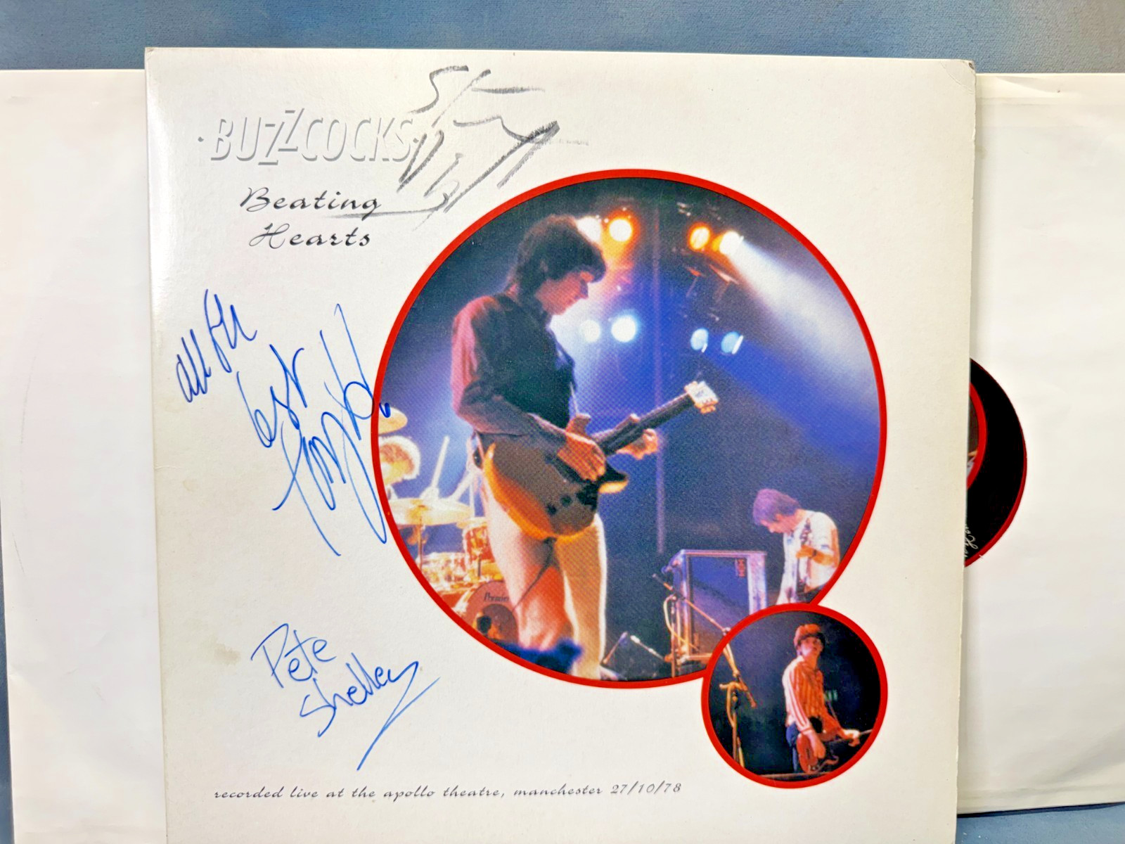 BUZZCOCKS Beating Hearts Shelley Barber Diggle AUTOGRAPH\'s 2 LP Italy 2001 Rare BUZZCOCKS Beating Hearts Shelley Barber Diggle AUTOGRAPH\'s 2 LP Italy 2001 Rare