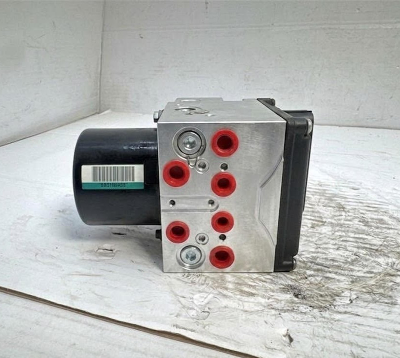 2014-2015 DODGE RAM 2500 ABS ANTI-LOCK BRAKE PUMP Assembly USED.