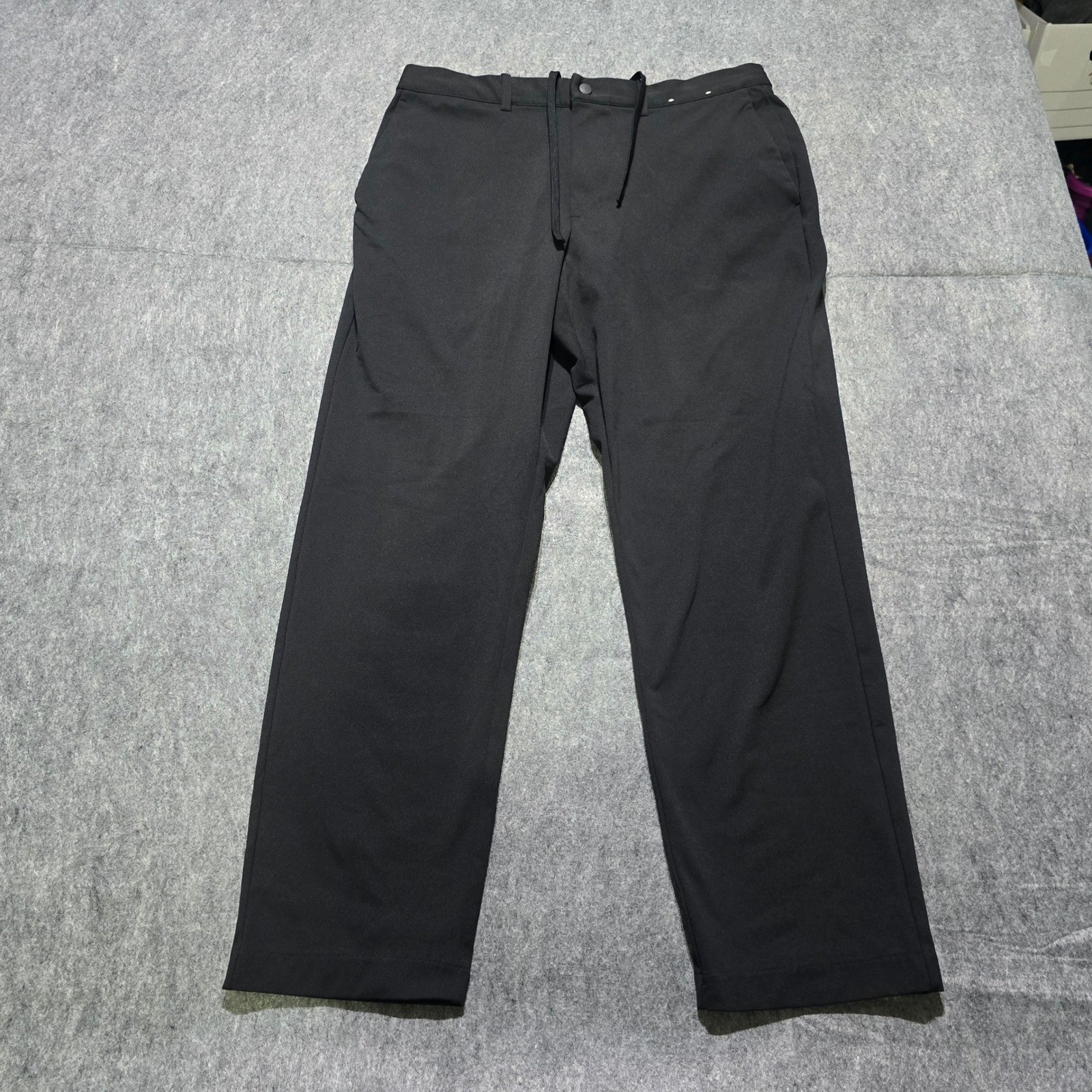 Uniqlo Men\'s Smart Ankle Pants  M Black Drawstring Waist Casual Pants