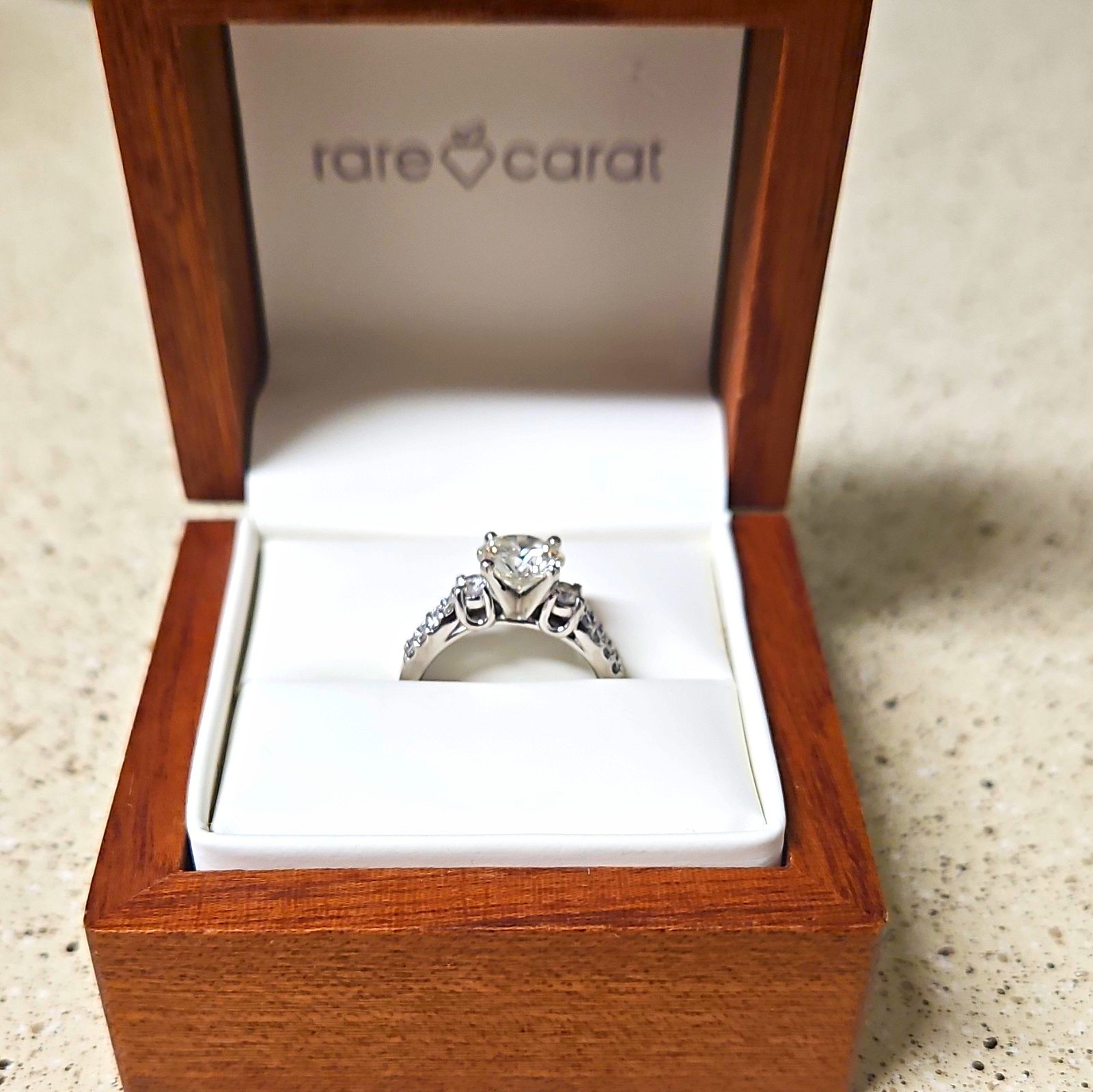 Rare Carat 1.84ct Lab-Grown Round Diamond Ring 14k Platinum Size 6 GCAL Rare Carat 1.84ct Lab-Grown Round Diamond Ring 14k Platinum Size 6 GCAL