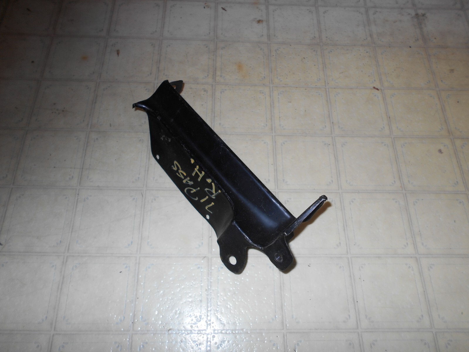1971 71 NOS Impala Caprice Biscayne Grill Extension Bracket Fender 3991184 1971 71 NOS Impala Caprice Biscayne Grill Extension Bracket Fender 3991184