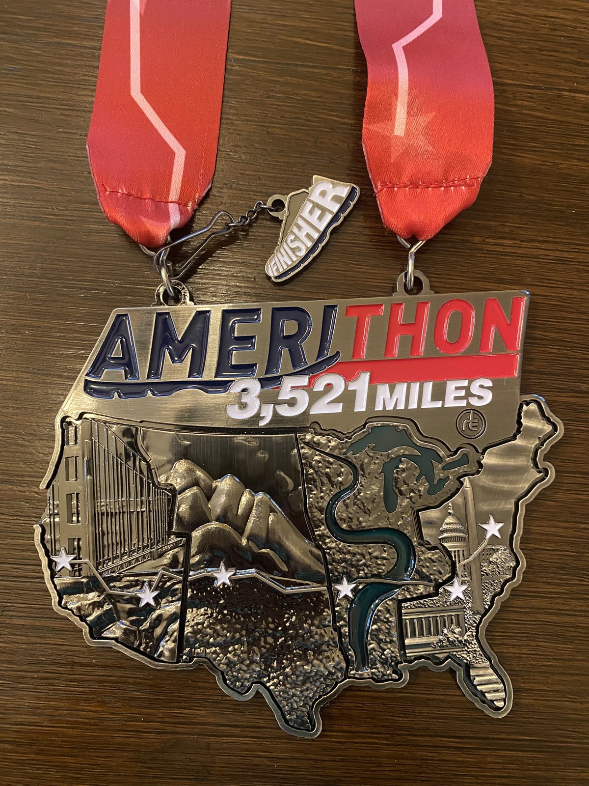 Run the Edge Large United States Medal 6 Pc Amerithon 3521 Miles Run the Edge Large United States Medal 6 Pc Amerithon 3521 Miles