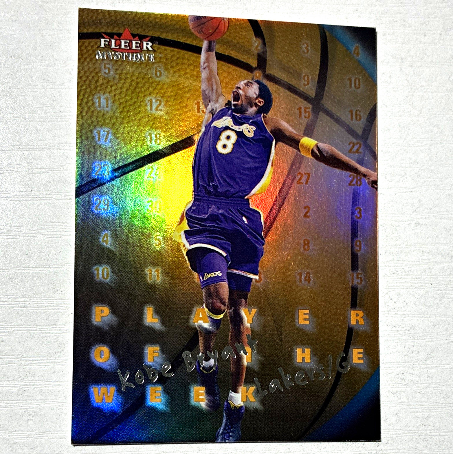 Fleer 2000-01 Mystique Kobe Bryant Lakers Player of the Week *RAINBOW *HOLO FOIL Fleer 2000-01 Mystique Kobe Bryant Lakers Player of the Week *RAINBOW *HOLO FOIL