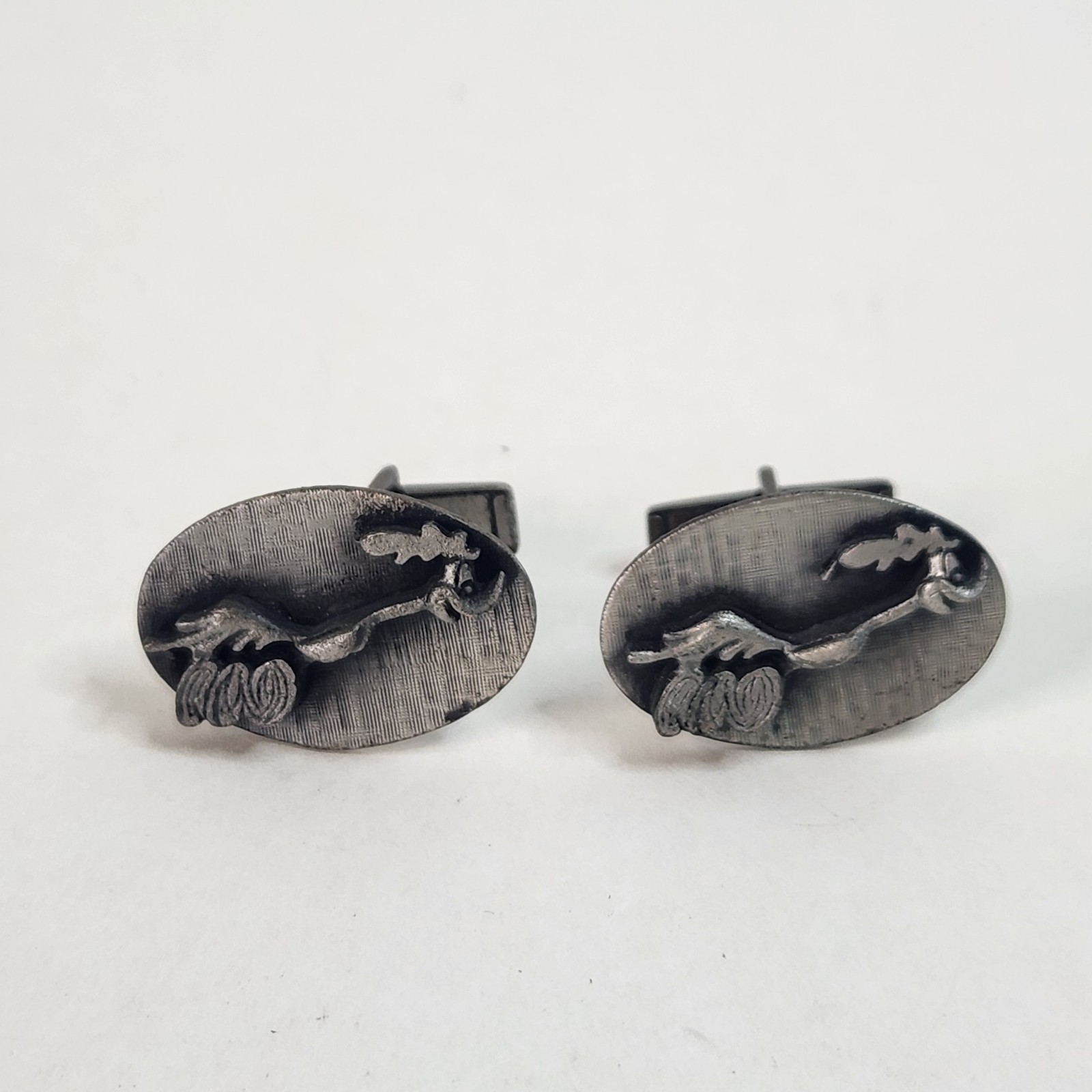 Vtg 1968 Plymouth Road Runner Cufflinks Warner Bros Seven Arts Promo Silver Tone Vtg 1968 Plymouth Road Runner Cufflinks Warner Bros Seven Arts Promo Silver Tone