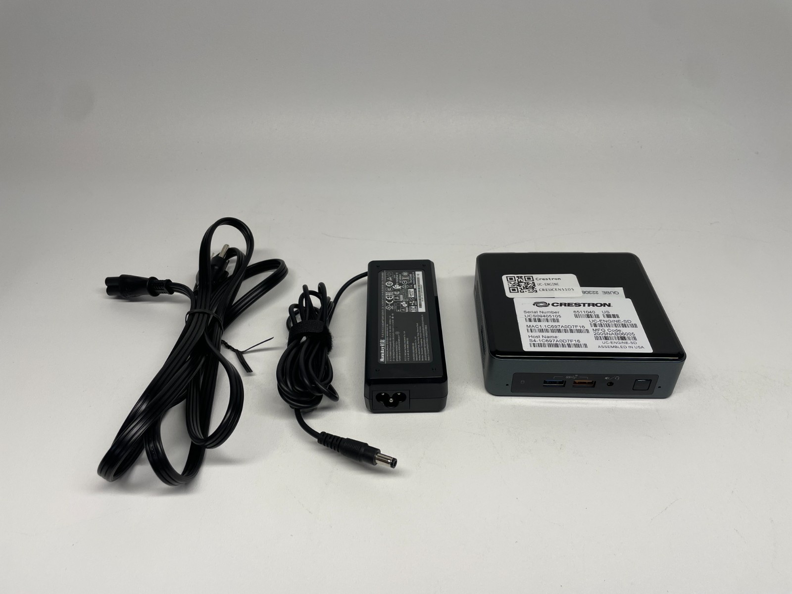 Intel NUC 8 Mini PC Intel i5-8259U, 8GB, 128 GB M.2, Windows 10 IoT w/ Power Intel NUC 8 Mini PC Intel i5-8259U, 8GB, 128 GB M.2, Windows 10 IoT w/ Power