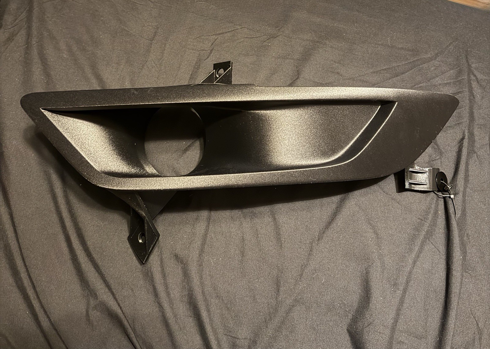15-17 Mustang Lenz Composites Headlight Intake 15-17 Mustang Lenz Composites Headlight Intake