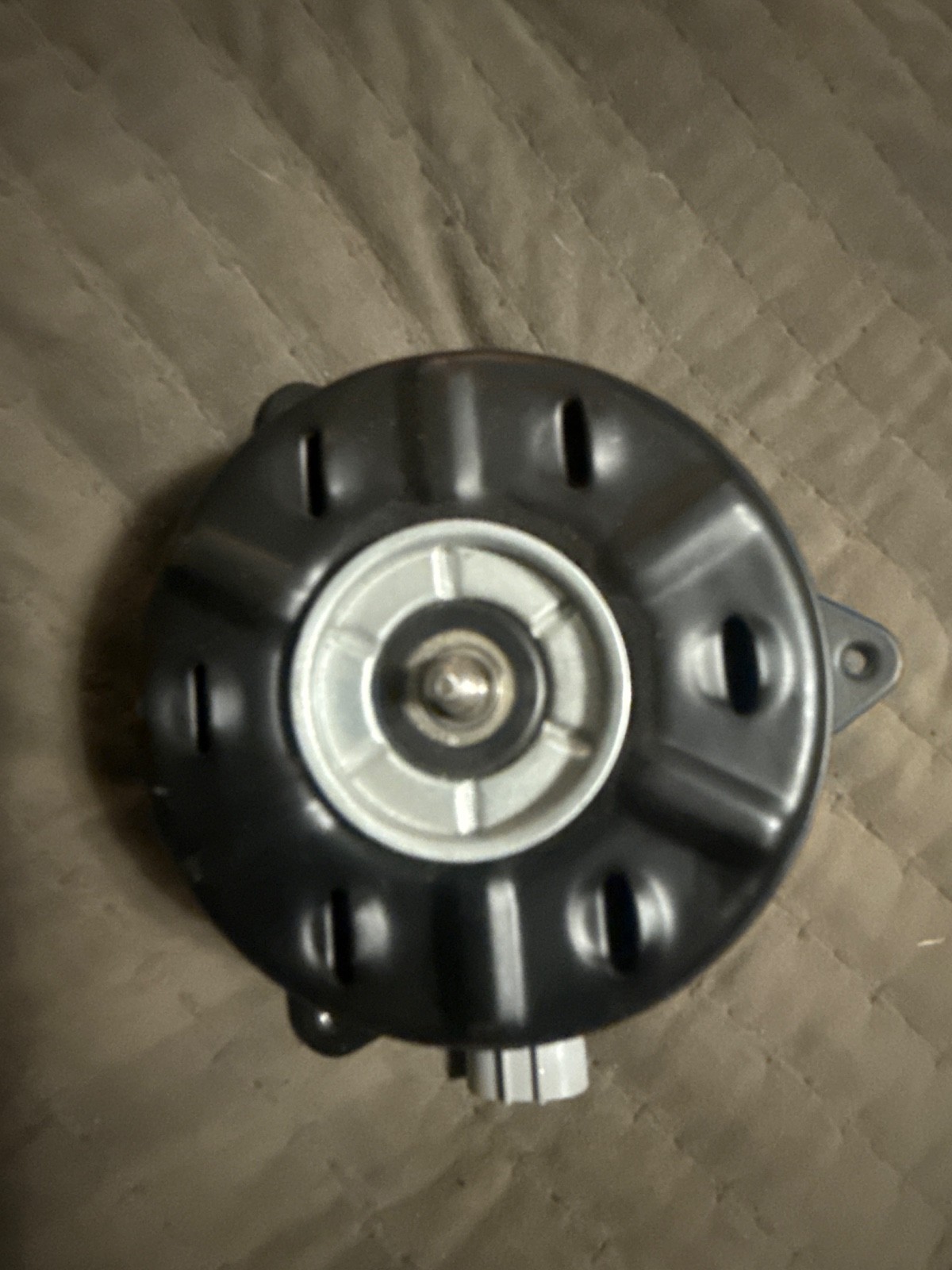 OEM Toyota Genuine 16363-28200 Cooling Fan Motor OEM Toyota Genuine 16363-28200 Cooling Fan Motor