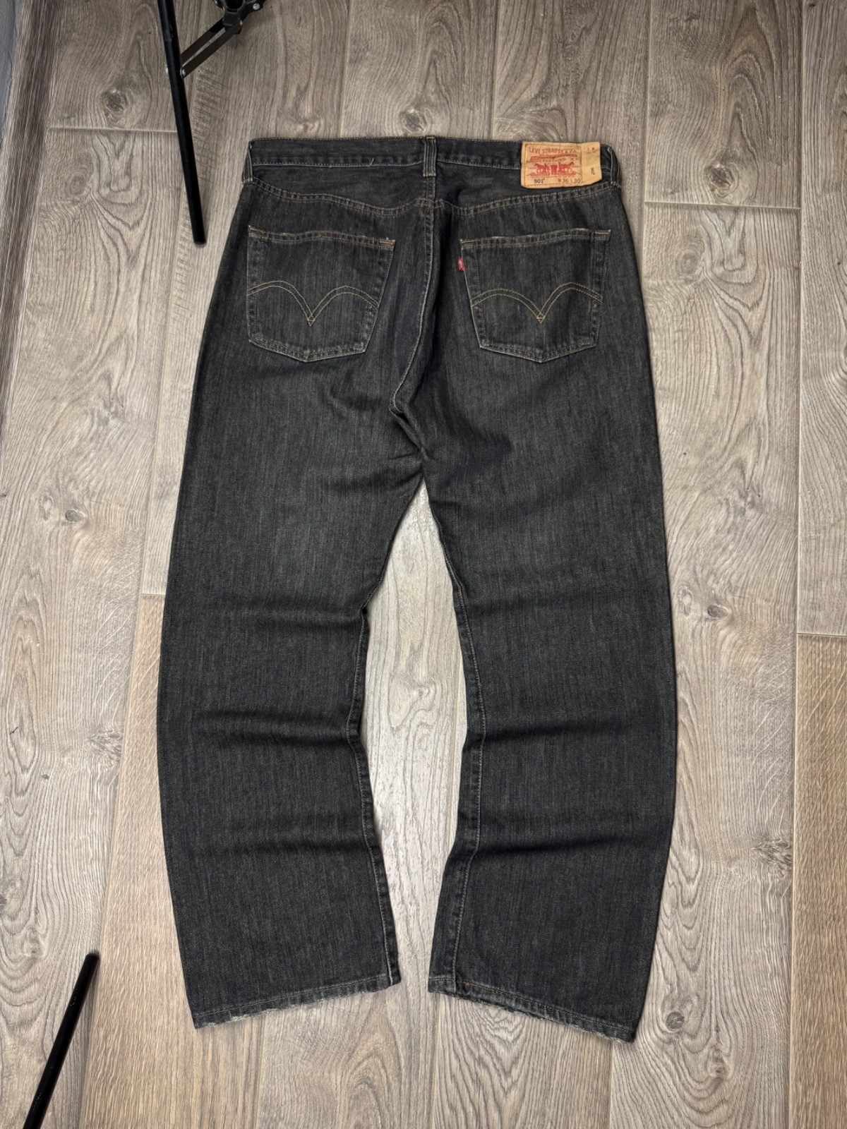 Levis 501 Men\'s Size 36/30 Dark Gray Denim Jeans Straight Fit Vintage Levis 501 Men\'s Size 36/30 Dark Gray Denim Jeans Straight Fit Vintage