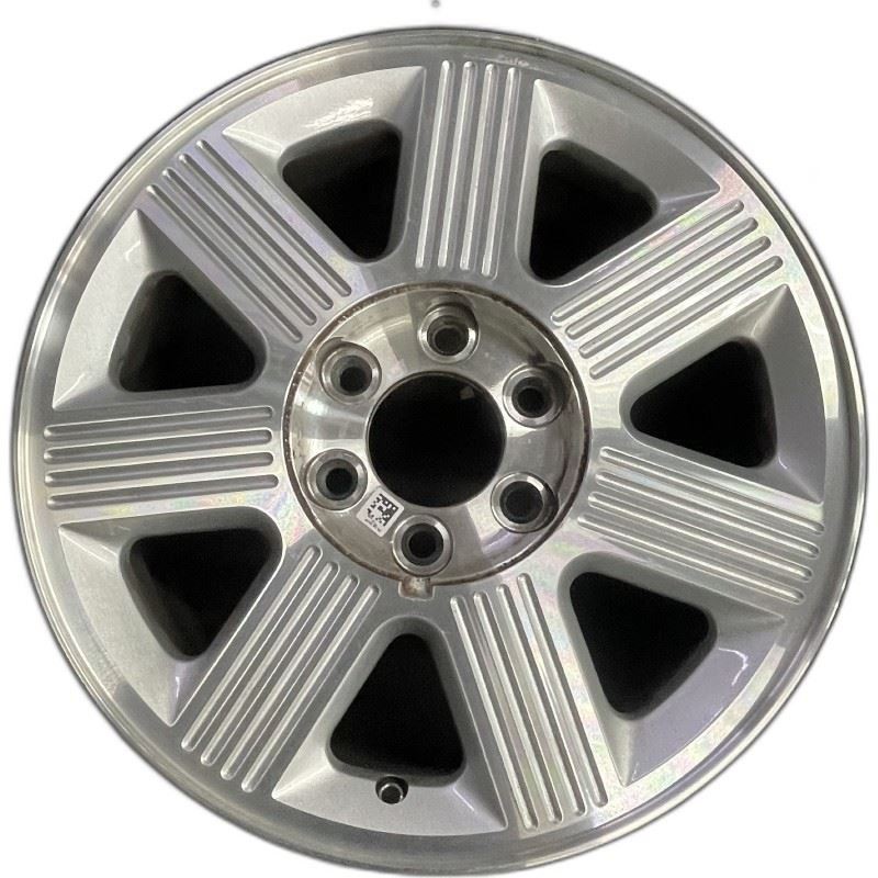OEM Lincoln Machined Silver Navigator Rim 18\