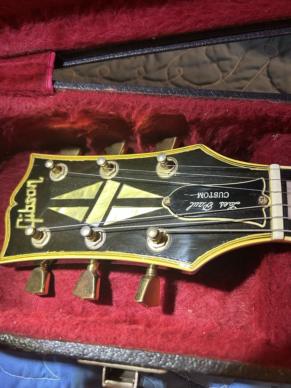 1980 Gibson 3 Pickup Les Paul Custom Black Beauty Guitar Outfit 1980 Gibson 3 Pickup Les Paul Custom Black Beauty Guitar Outfit