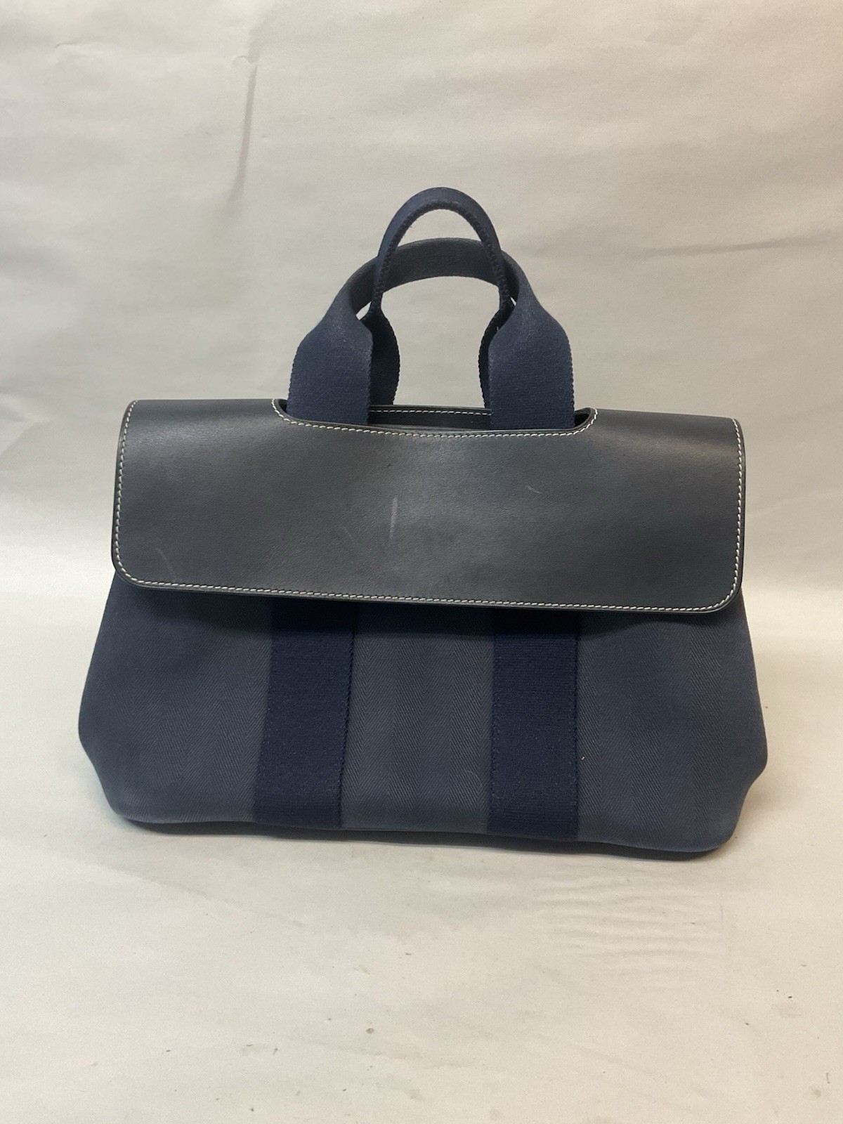 Hermès Valparaiso PM Tote Bag front flap handbag *READ* Hermès Valparaiso PM Tote Bag front flap handbag *READ*