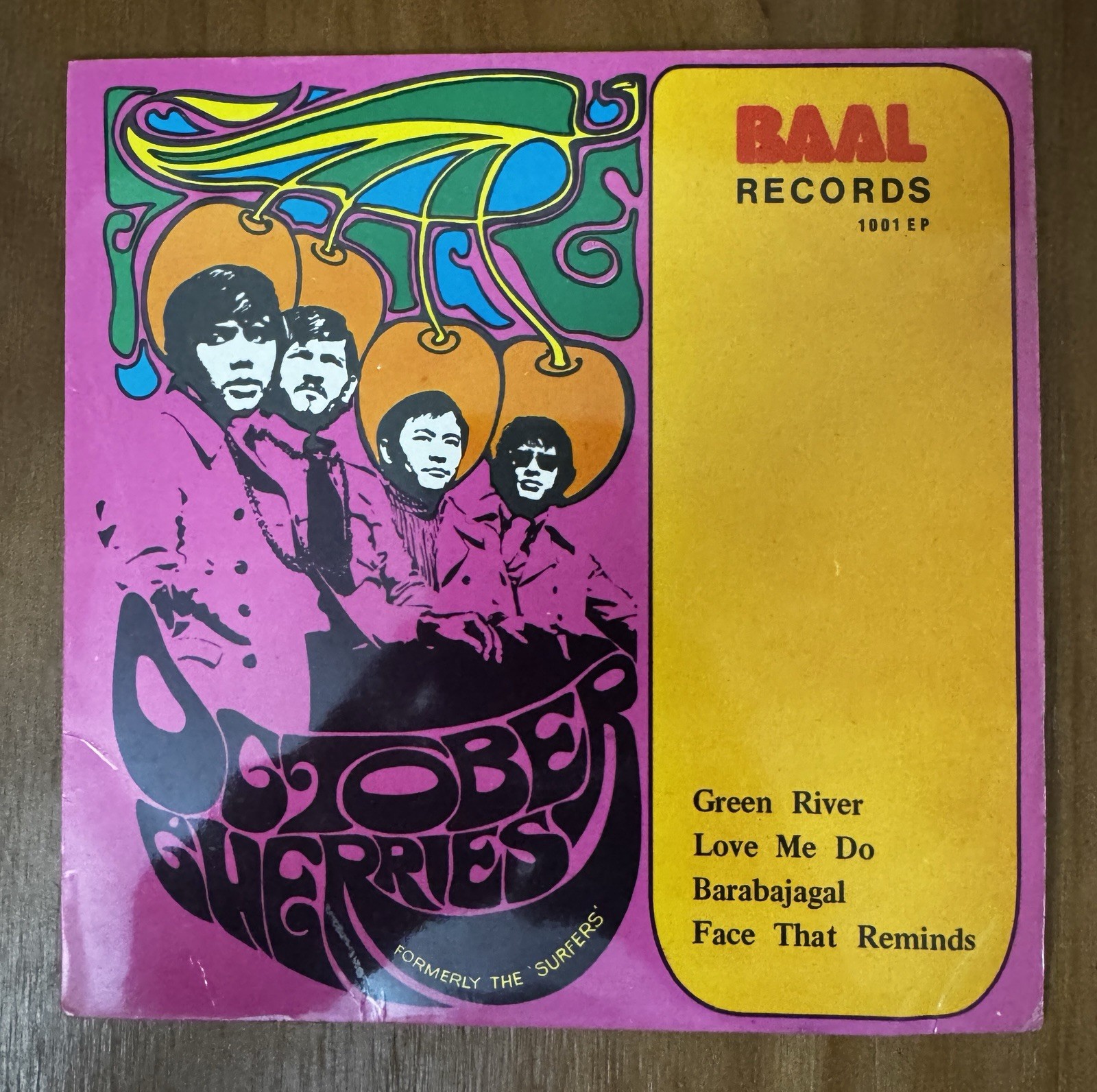 RARE Heavy Psychedelic OCTOBER CHERRIES \ RARE Heavy Psychedelic OCTOBER CHERRIES \