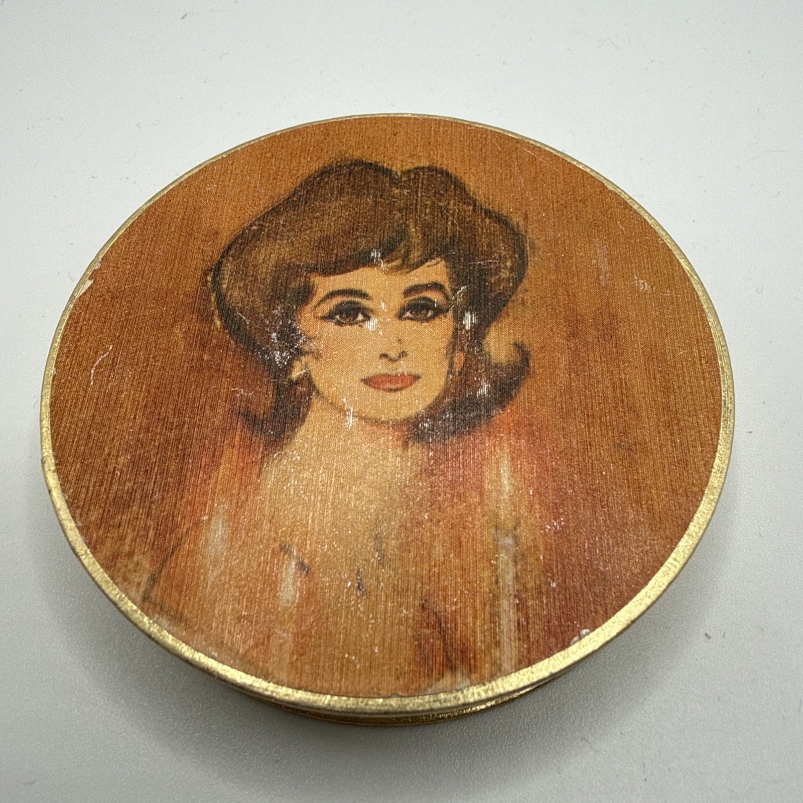 Vintage 1960s Avon Pressed Gold Powder Compact Pretty Lady Portrait Collectible