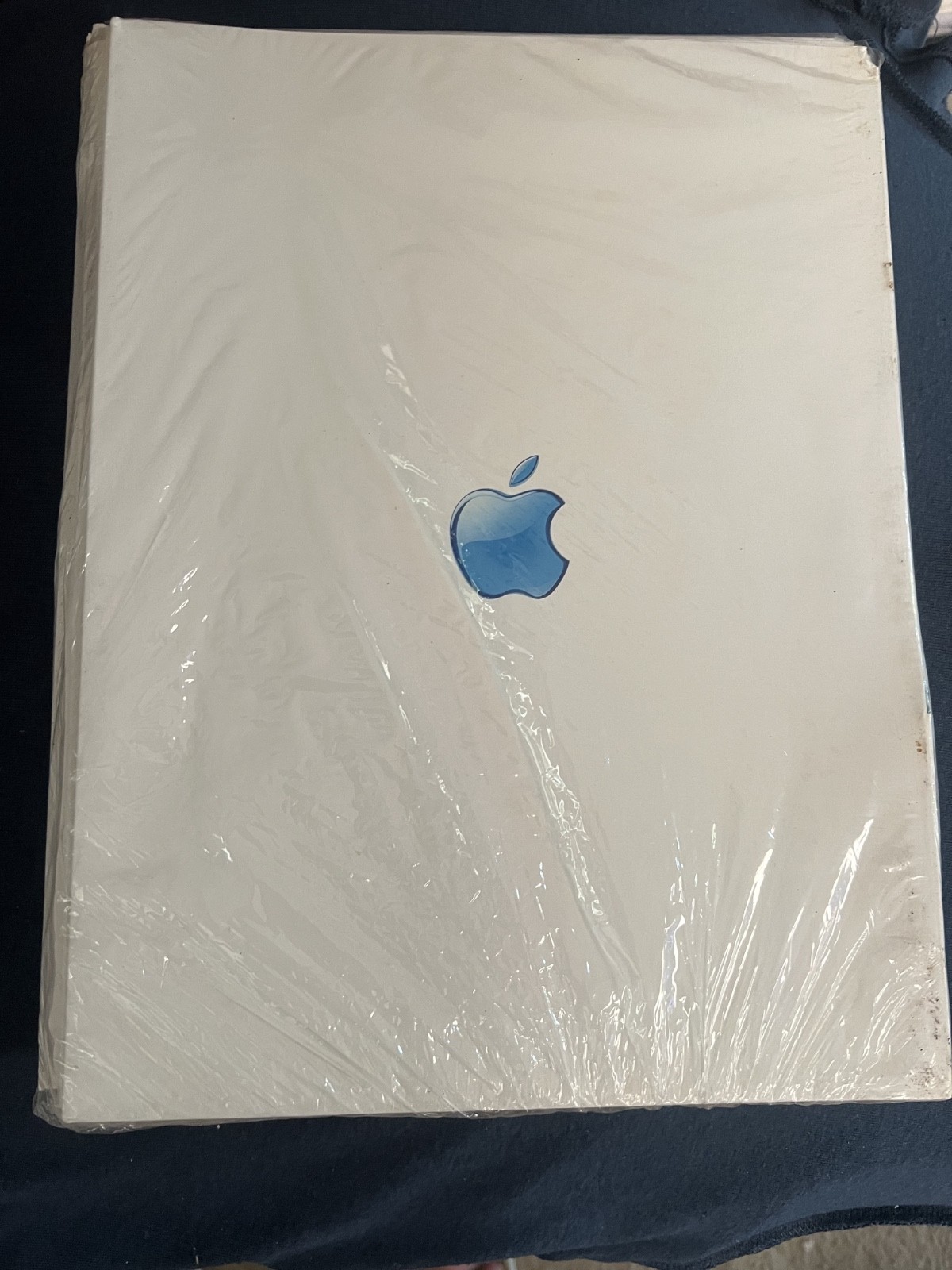 Vintage Apple Computer 2001 Folders Set 10 RARE NEW - Still Sealed History Vintage Apple Computer 2001 Folders Set 10 RARE NEW - Still Sealed History