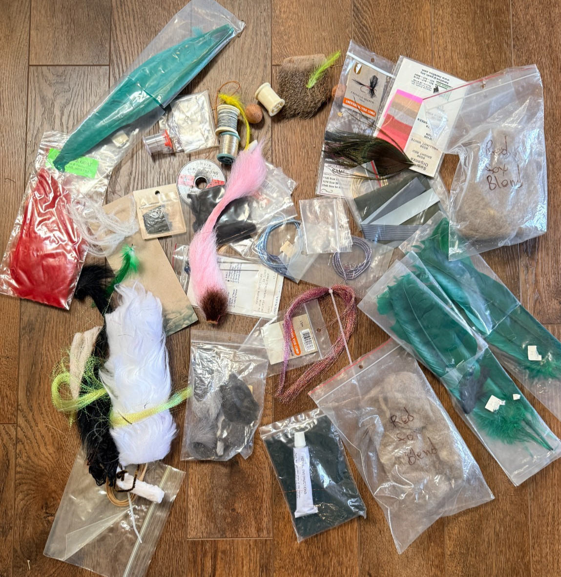 Large Lot Of Fly Fishing Accessories (B) Large Lot Of Fly Fishing Accessories (B)