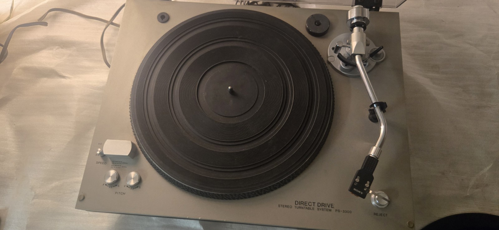 Vintage Sony PS-3300 Turntable WORKING, BUT NOT FULLY. Read Description. AS IS Vintage Sony PS-3300 Turntable WORKING, BUT NOT FULLY. Read Description. AS IS
