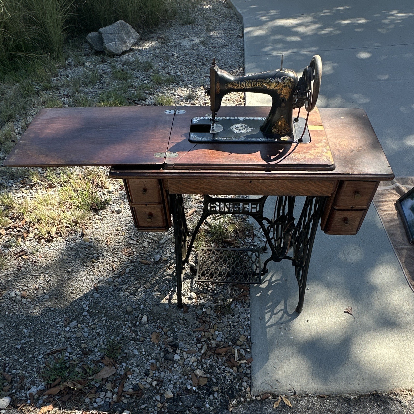 Antique Original Pre-1930 Treadle Sewing Machine w/ Ornate Wood Cabinet Drawers Antique Original Pre-1930 Treadle Sewing Machine w/ Ornate Wood Cabinet Drawers